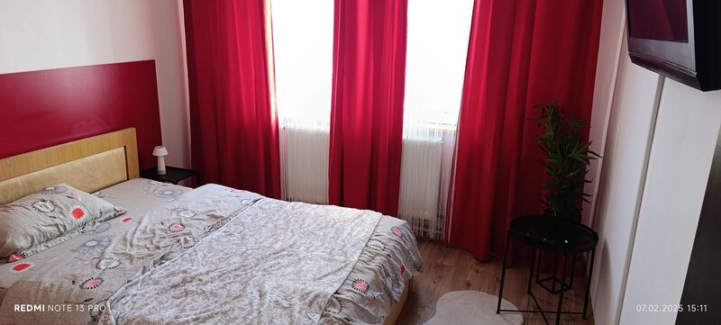 Mc Donald's Colentina, Str. Rascoala,