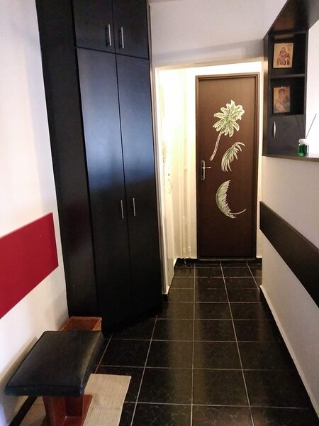 Mc Donald's Colentina, Str. Rascoala,